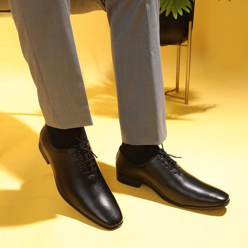 Men’s Classic Black Oxford Shoes