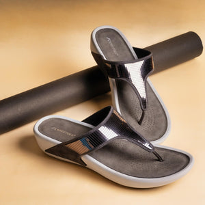 Sparkly Sequin Thong Metallic Sandals