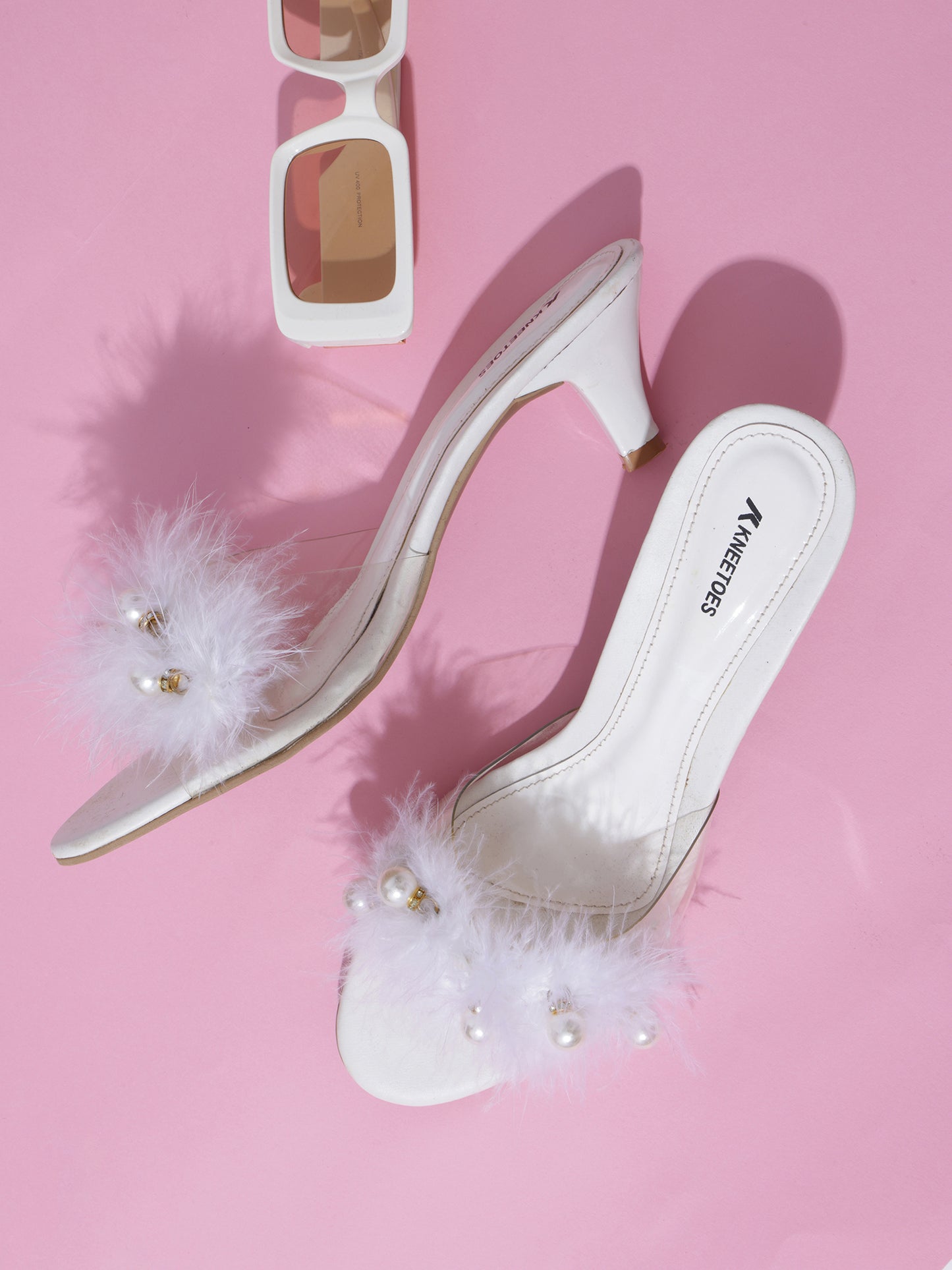 Fashionable White Party Sandal