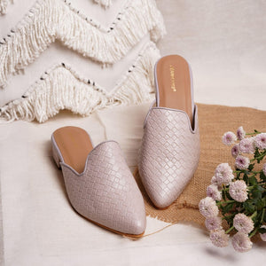 Matte Muse Light-Grey Textured Mules