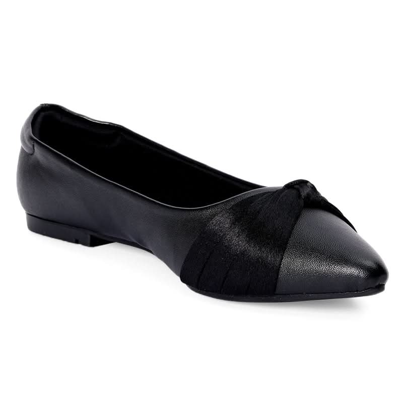 Comfortable Black Pointed-Toe Ballerinas