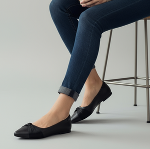 Comfortable Black Pointed-Toe Ballerinas