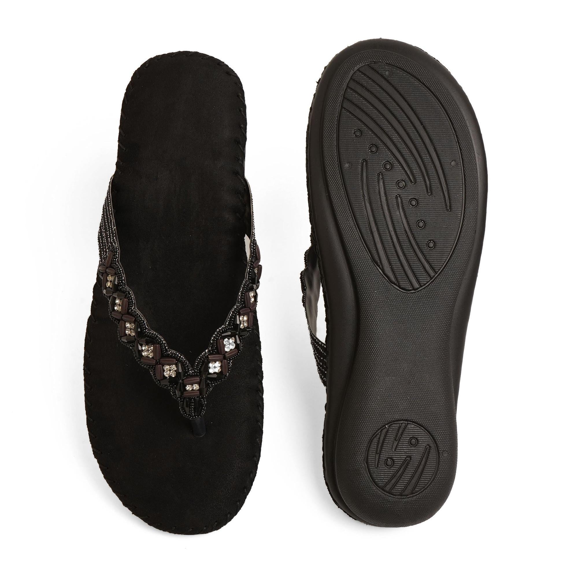 Bead Luxe Black Thong Cushioned Sandals