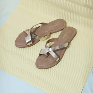 Radiant Gold Criss-Cross One-Toe Sandals