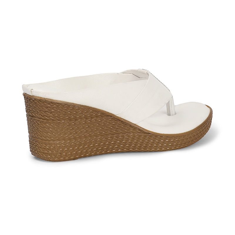 Crema- Thong Sandals