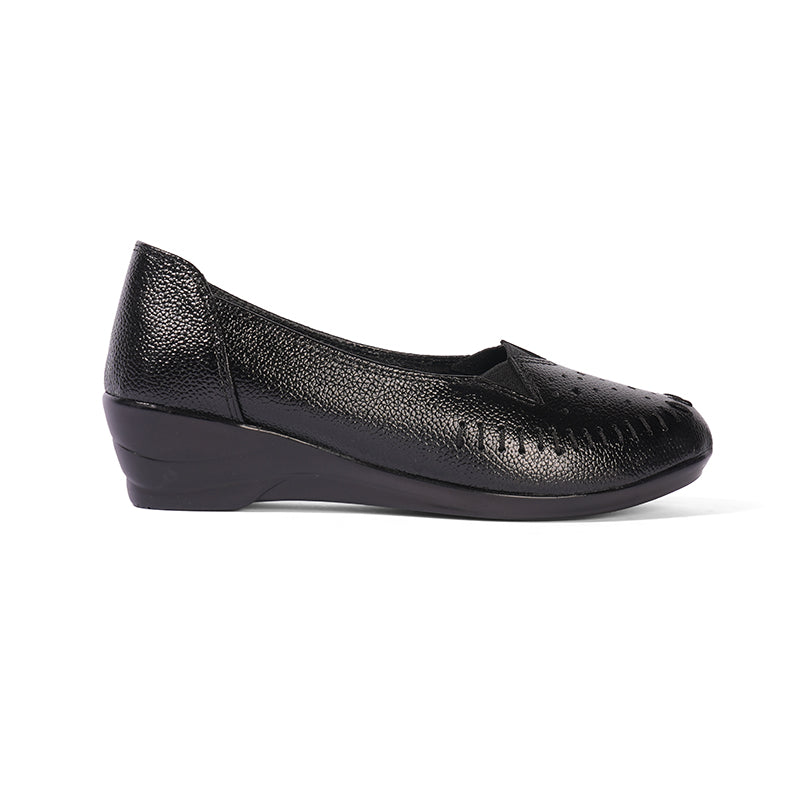 Briar - Black Moccasins