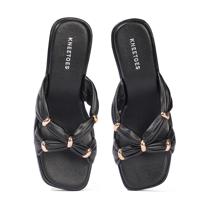 Darcy - Black Wedges