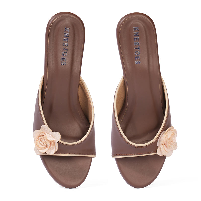 Lillian - Brown Kitten Heels