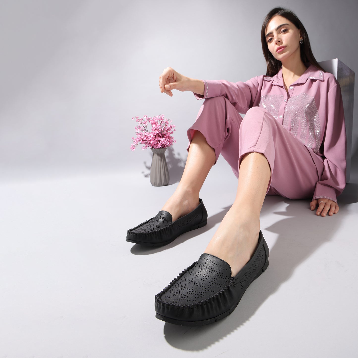 Sleek Light Weight Black Flat Ballerinas For Office Comfort