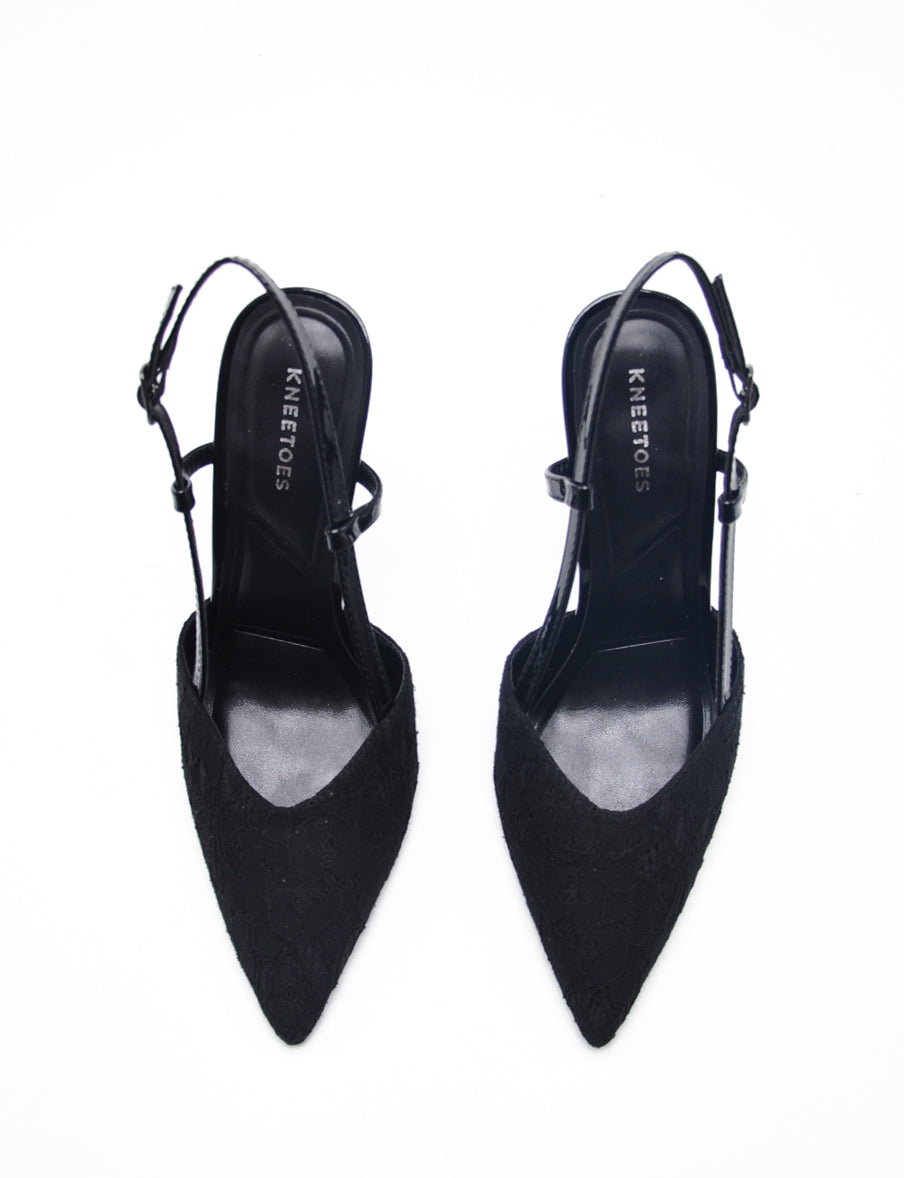 Violetta - Black Stilettos