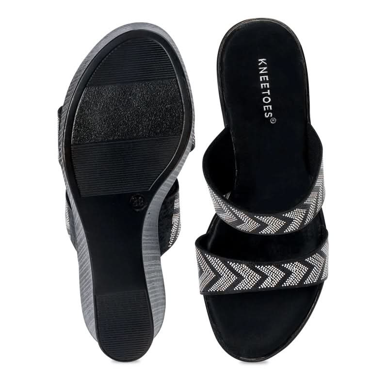 Zelda - Black Wedges