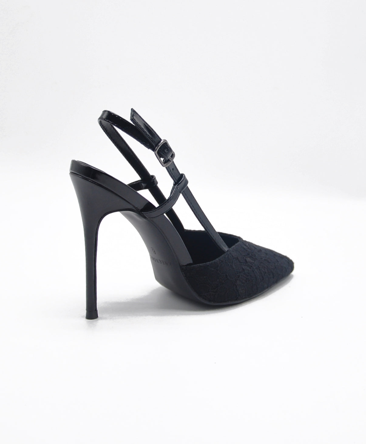 Violetta - Black Stilettos