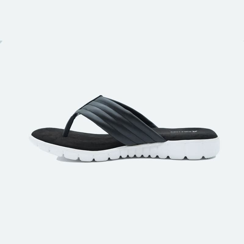 Zaya - Slip-Ons