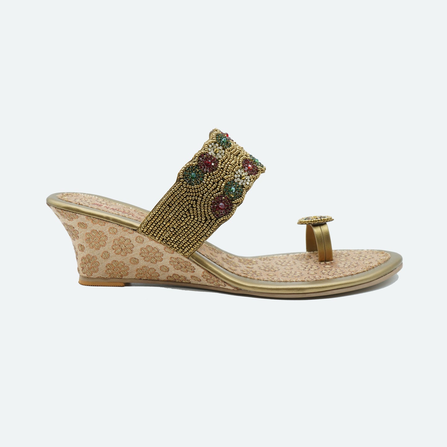 Stylish Glitter Antique Slipper featuring Toe ring Design for Wedding wear