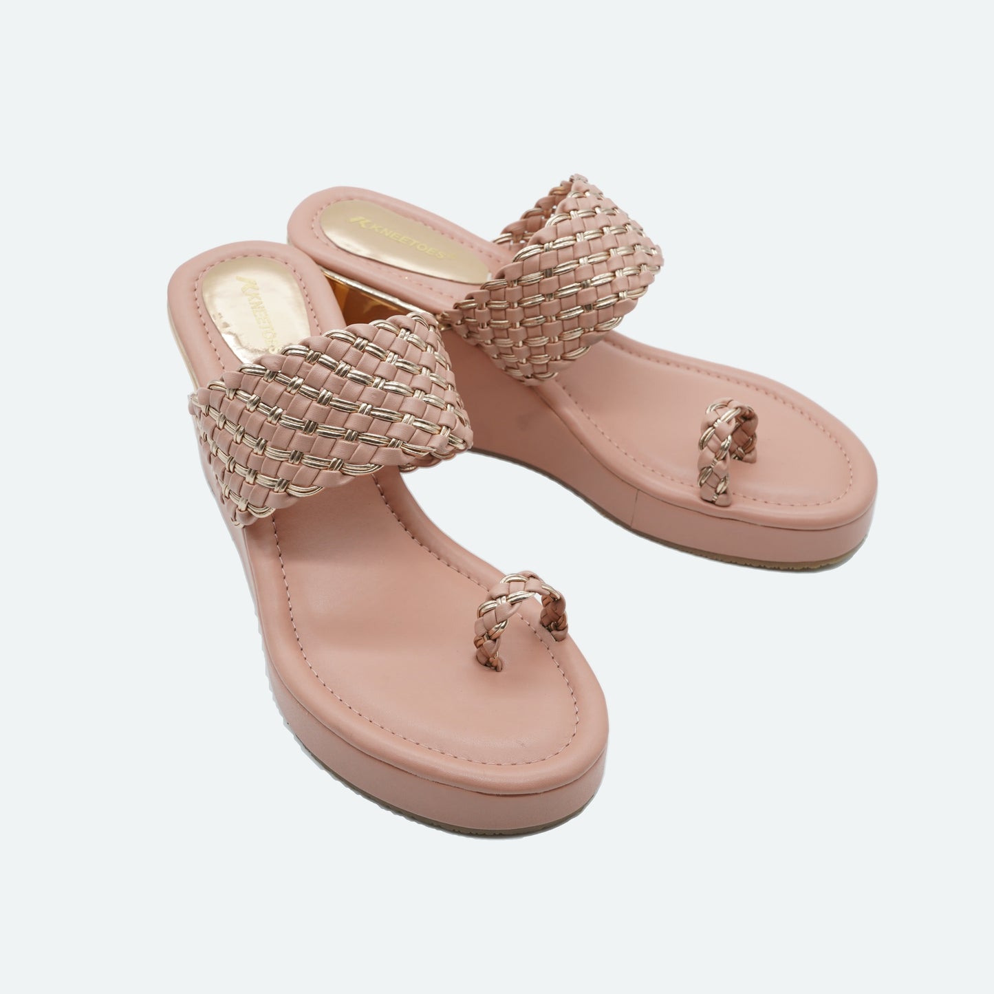 Sophisticated Stone work Pink Slipper featuring Toe ring Design for Party wear