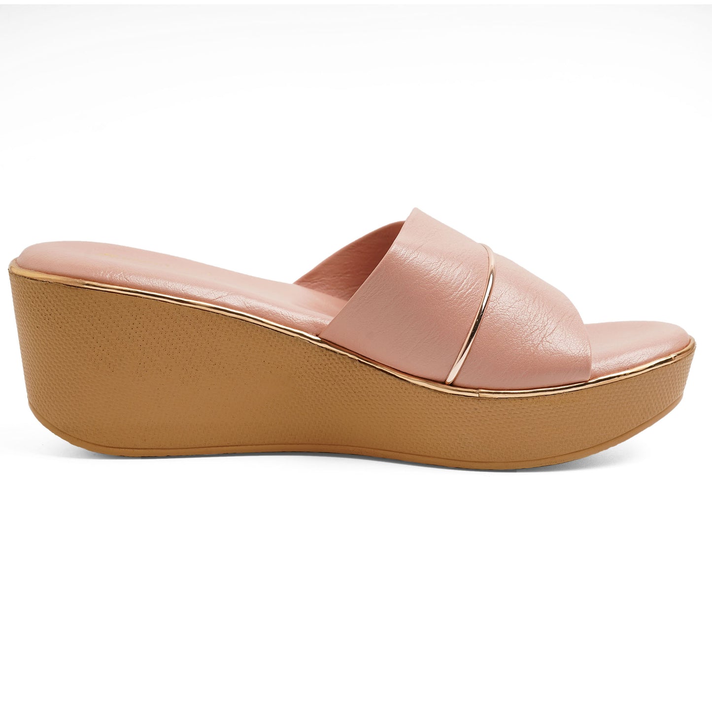 Classic Matt Finish Peach Platform Heel Slippers For Everyday Casuals