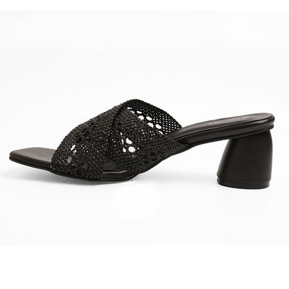 Sophisticated Matt Finish Black Round Heel Slippers For Everyday Casuals