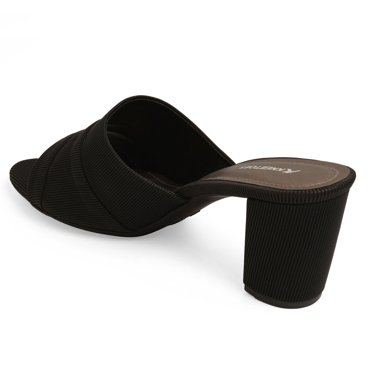 Fashionable Matt Finish Black Block Heel Slippers For Everyday Casuals