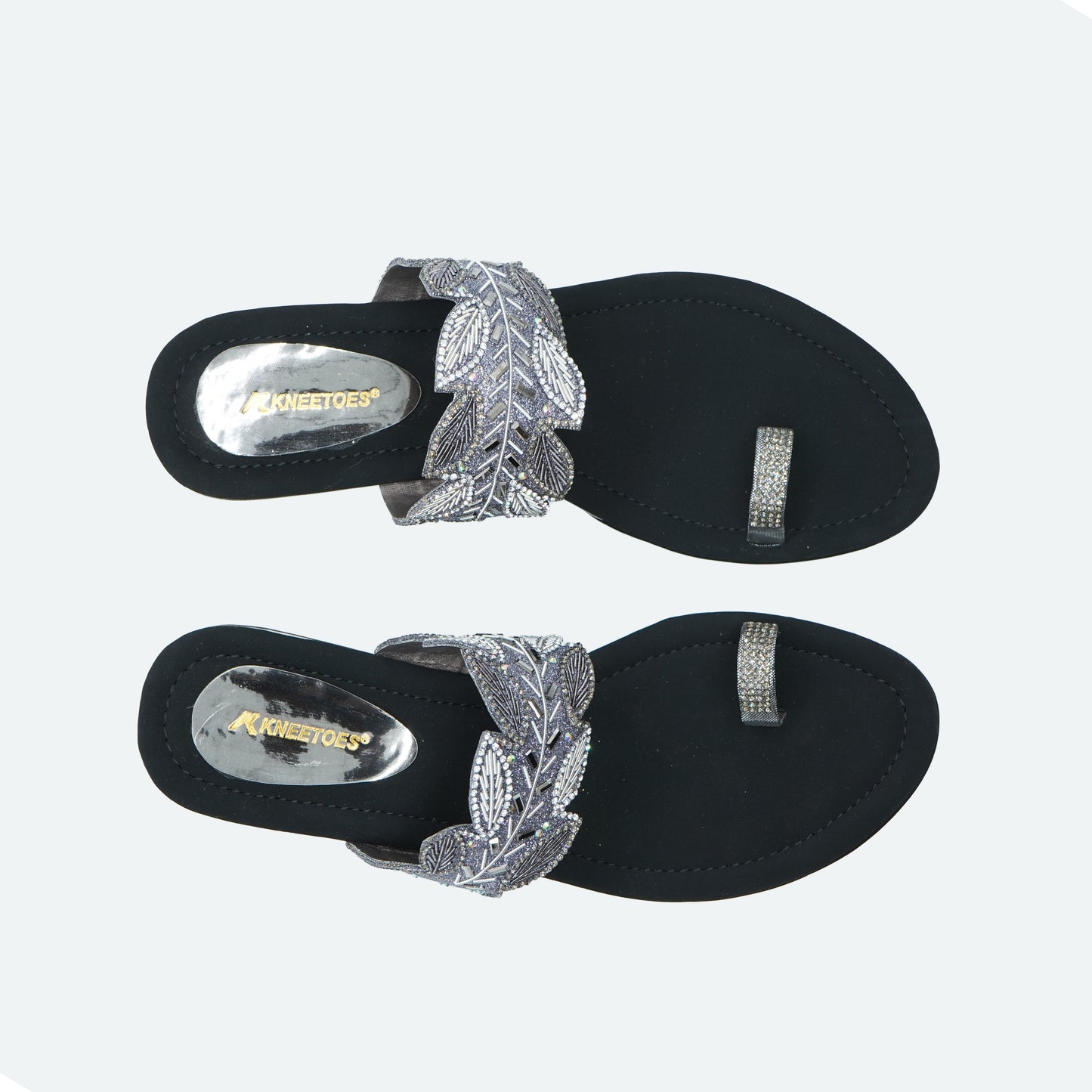 Fashionable Mat finish Gun metal Slipper featuring Toe strap Design for Party wear