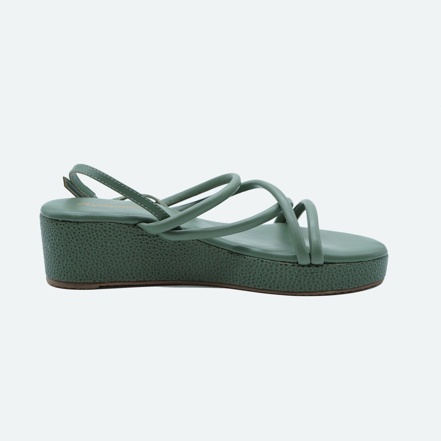 Exquisite Mat finish Green Slipper featuring Design for Everyday casuals