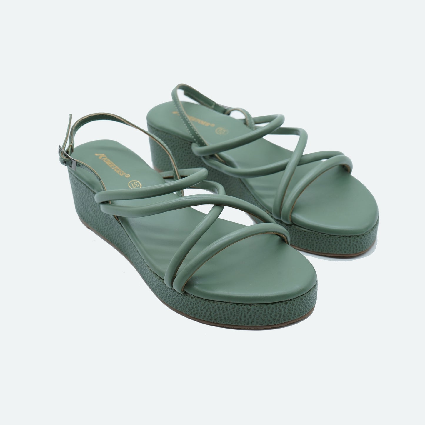 Exquisite Mat finish Green Slipper featuring Design for Everyday casuals