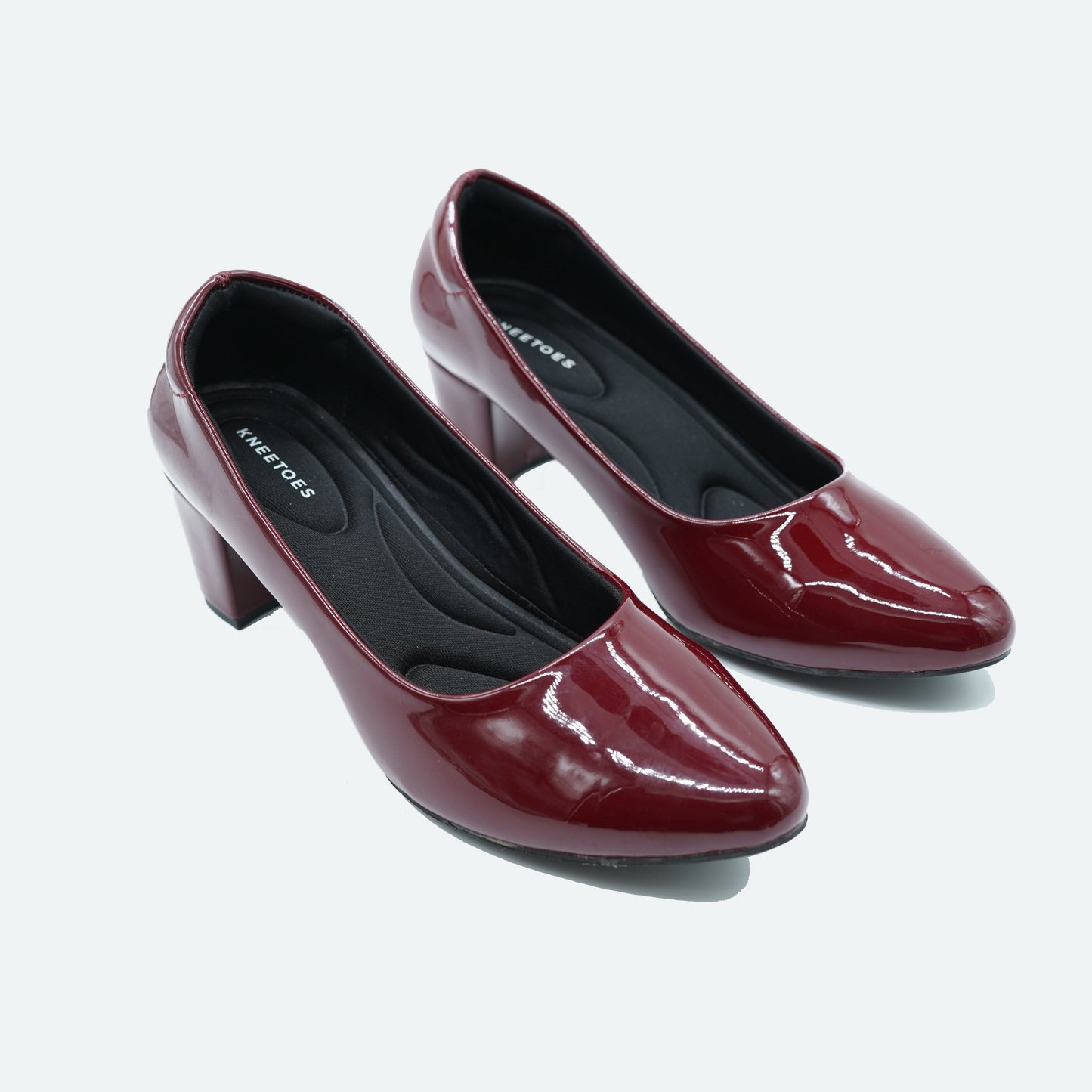 Exquisite Glossy finish Maroon Shoes featuring Closed toe Design for Office comfort