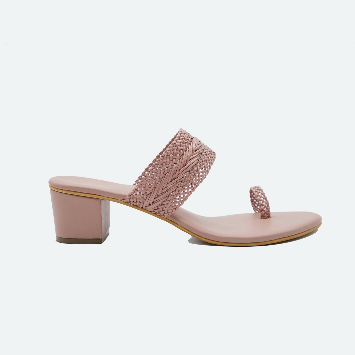 Contemporary Stone work Peach Slipper featuring Toe strap Design for Everyday casuals