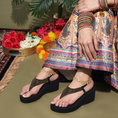 Stylish Black Wedge Heel Thong Sandals