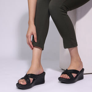 Embellished Black Versatile Wedge Heel Sandals