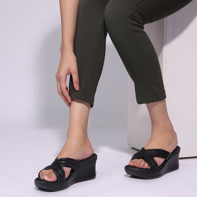 Embellished Black Versatile Wedge Heel Sandals