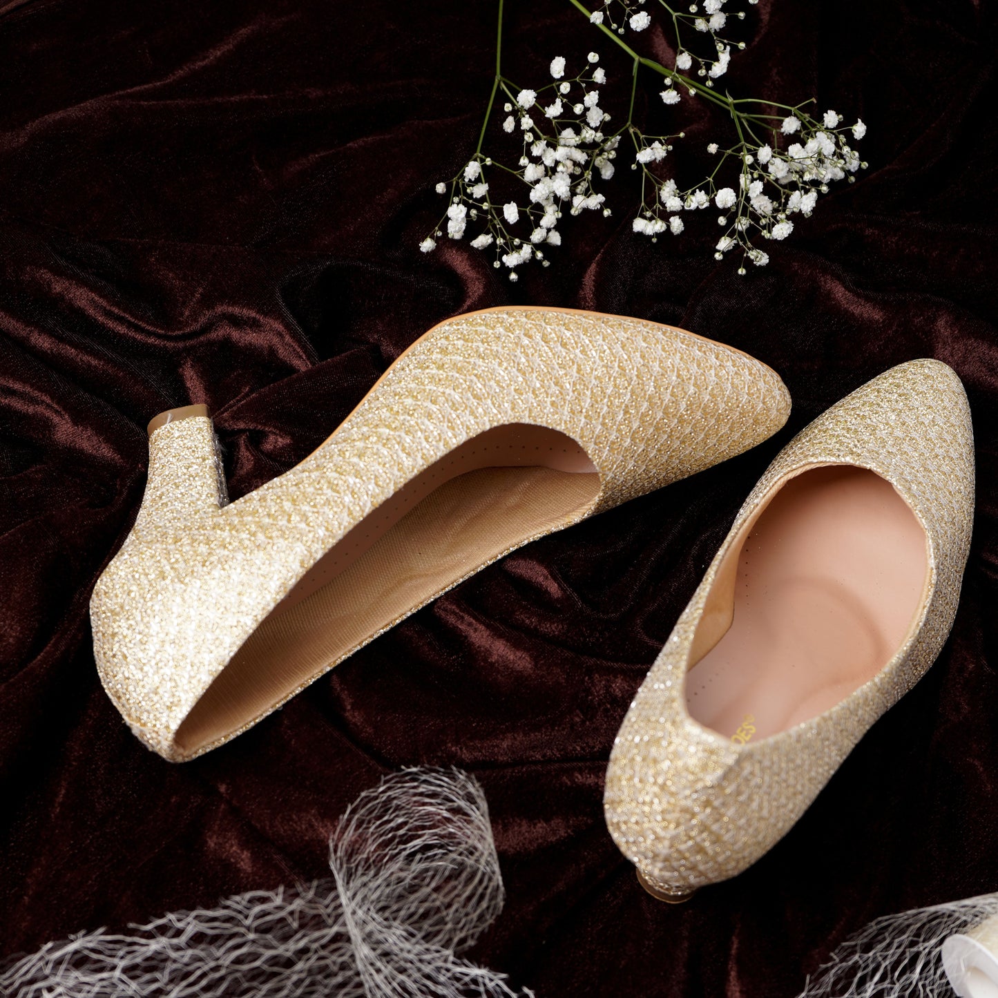 Exquisite Glitter Antique Shoes featuring Closed toe Design for Party wear