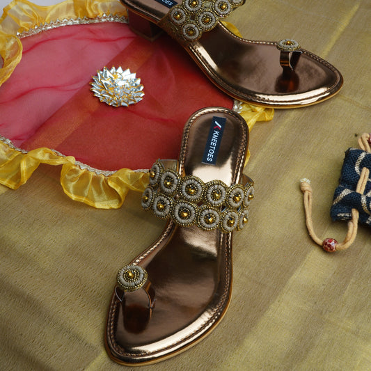 Contemporary Stone work Antique Slipper featuring Toe ring Design for Party wear