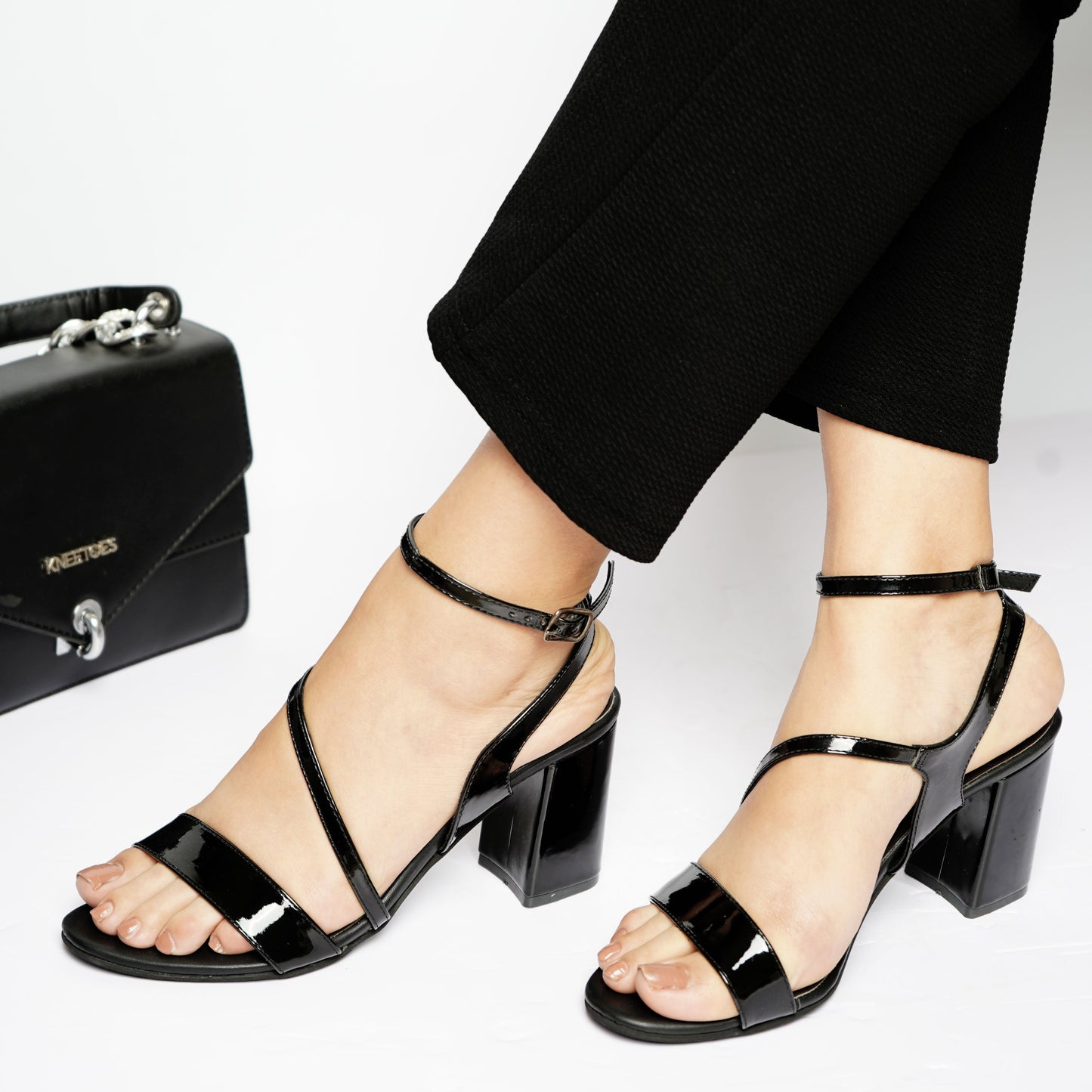 Stylish Glossy finish Black Sandals featuring Design for Party wear