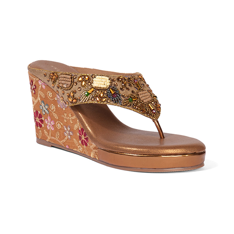 Navya - Wedges