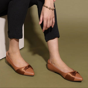 Comfortable Brown Pointed-Toe Ballerinas